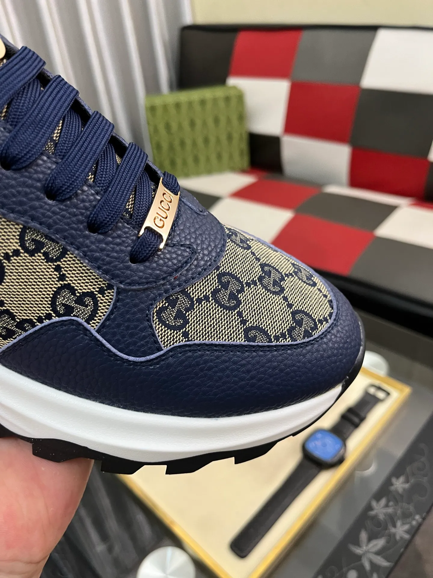 Men's shoes 💰458⌚️⌚️ Gucci •Gucci original quality. ~ Unique modern style sneakers. 🏃A must-have casual shoe for trendy men😍😍 Original brand imported from Italy, imported original leather, sheep lining (refuses to discolor and grind feet) Sole: Original sole provided by the original factory, French lazy style design ⚠️Fit to the feet, original quality attached, super comfortable original sole, code number: 38-444️⃣Colors available